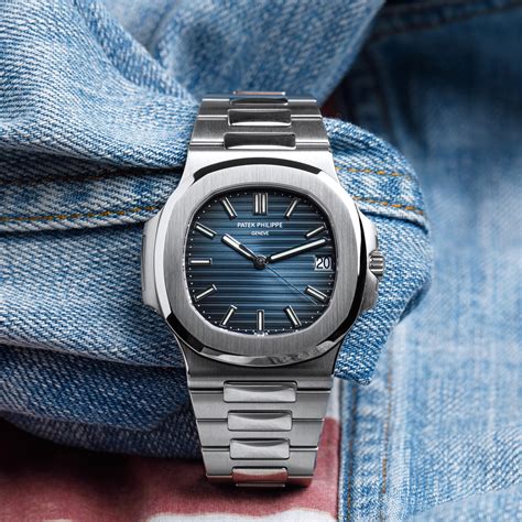 comprar patek philippe nautilus|Patek Philippe Nautilus original price.